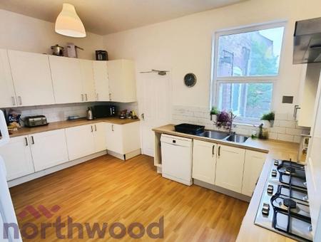1 bedroom House share to let in Lovely Lane, Warrington, WA5
