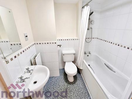 2 bedroom Flat to let in Hertford Apartments, Fearnhead, Warrington, WA2