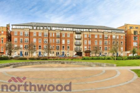 2 bedroom Flat to let in Palmyra Square North, Warrington, WA1