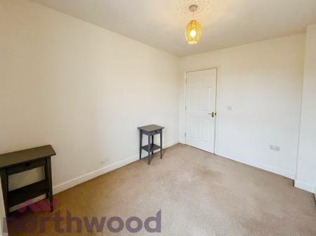 2 bedroom Flat to let in Palmyra Square North, Warrington, WA1