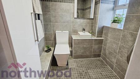 4 bedroom Semi-detached house for sale in Stainbridge Close, Warrington, Great Sankey, WA5