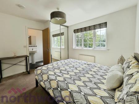 1 bedroom House share to let in Firth Boulevard, Warrington, WA2