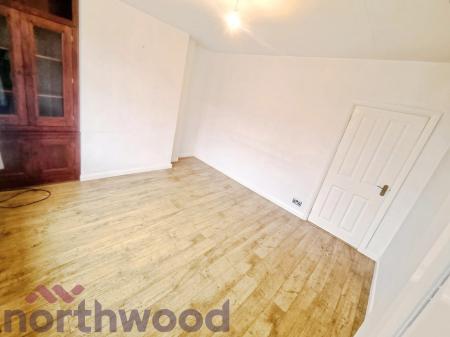 2 bedroom Semi-detached house for sale in Molyneux Road, Warrington, WA5
