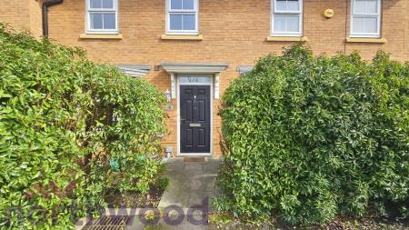3 bedroom Mews house to let in Cedar Gardens, Newton-le-Willows, WA12