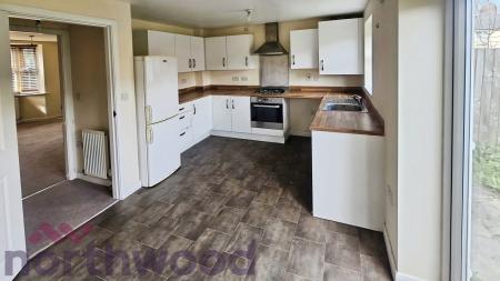 3 bedroom Mews house to let in Cedar Gardens, Newton-le-Willows, WA12