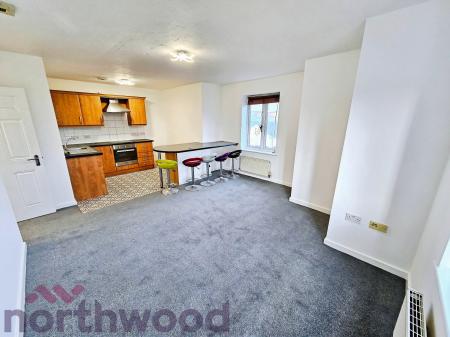 2 bedroom Flat to let in Orchard Street, Warrington, WA1