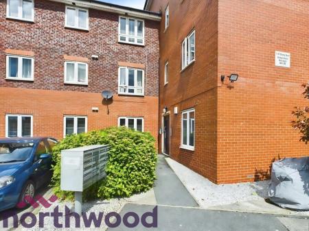 2 bedroom Flat to let in Orchard Street, Warrington, WA1