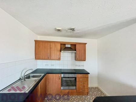 2 bedroom Flat to let in Orchard Street, Warrington, WA1