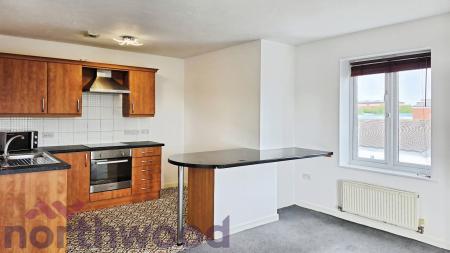 2 bedroom Flat to let in Orchard Street, Warrington, WA1