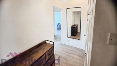 1 bedroom Flat to let in Stanley Road, Whalley Range, Manchester, M16