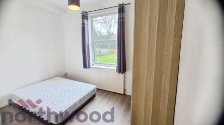 1 bedroom Flat to let in Stanley Road, Whalley Range, Manchester, M16