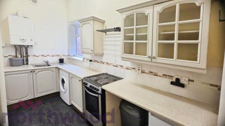 1 bedroom Flat to let in Stanley Road, Whalley Range, Manchester, M16