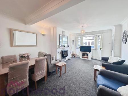 3 bedroom Terraced House for sale in Vale Avenue, Warrington, WA2