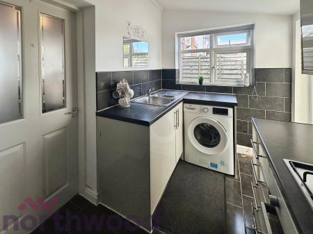 3 bedroom Terraced House for sale in Vale Avenue, Warrington, WA2