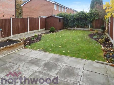 2 bedroom Semi-detached house to let in Ellesworth Close, Old Hall, Warrington, WA5
