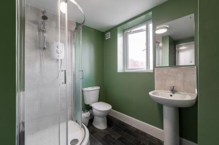 1 bedroom House share to let in 1 Wynne Road, St Helens, WA10