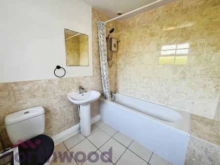 2 bedroom Terraced House to let in Devon Street, St. Helens, WA10