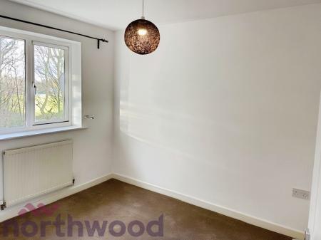 3 bedroom Semi-detached house to let in Alconbury Close, Great Sankey, Warrington, WA5