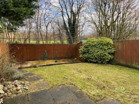 3 bedroom Semi-detached house to let in Alconbury Close, Great Sankey, Warrington, WA5