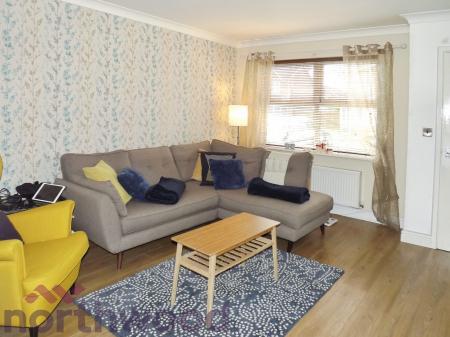3 bedroom Semi-detached house to let in Alconbury Close, Great Sankey, Warrington, WA5