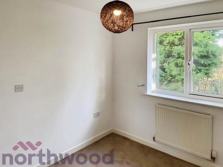 3 bedroom Semi-detached house to let in Alconbury Close, Great Sankey, Warrington, WA5