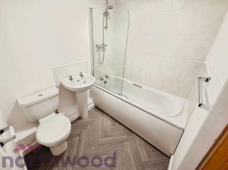 1 bedroom Flat to let in The Old Quays, Warrington, WA4