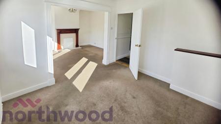 3 bedroom Bungalow to let in Gainsborough Road, Warrington, WA4