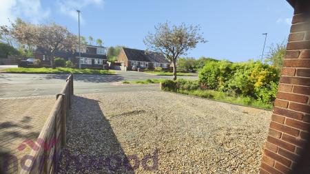 3 bedroom Bungalow to let in Gainsborough Road, Warrington, WA4