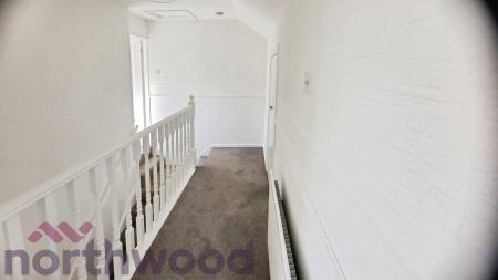3 bedroom Bungalow to let in Gainsborough Road, Warrington, WA4