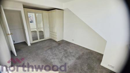 3 bedroom Bungalow to let in Gainsborough Road, Warrington, WA4