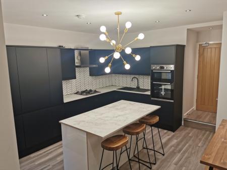 1 bedroom House share to let in Folly Lane, Warrington, WA5