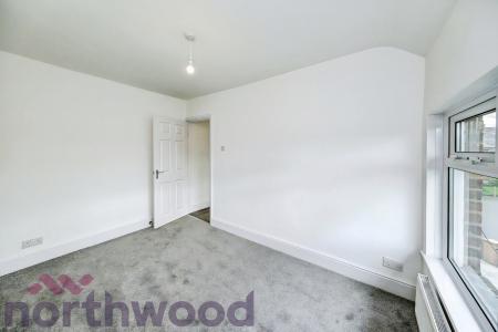 3 bedroom Semi-detached house to let in Kings Road, Warrington, Golborne, WA3
