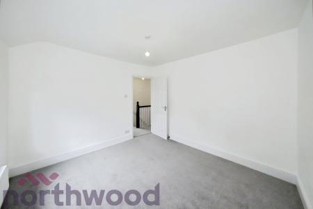 3 bedroom Semi-detached house to let in Kings Road, Warrington, Golborne, WA3