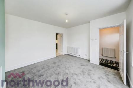 3 bedroom Semi-detached house to let in Kings Road, Warrington, Golborne, WA3