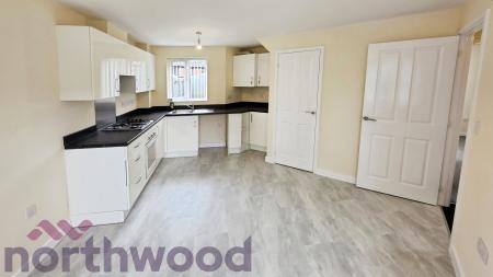 3 bedroom Semi-detached house to let in Castlefields Avenue East, Runcorn, Castlefields, WA7