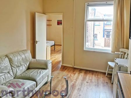 1 bedroom House share to let in Hanover Street, Warrington, WA1