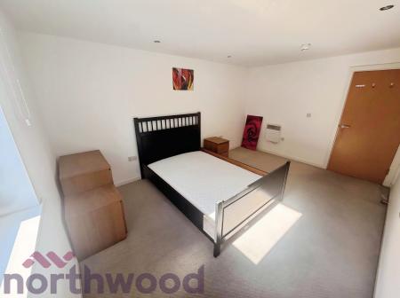 2 bedroom Flat to let in Central Way, Warrington, WA2