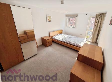 2 bedroom Flat to let in Central Way, Warrington, WA2