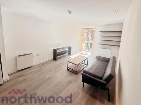 2 bedroom Flat to let in Central Way, Warrington, WA2
