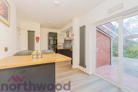 1 bedroom House share to let in Highfield Avenue, Great Sankey, Warrington, WA5