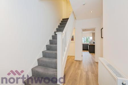 1 bedroom House share to let in Highfield Avenue, Great Sankey, Warrington, WA5