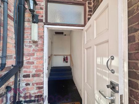 1 bedroom Flat to let in Sankey Street, Warrington, WA1