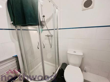 1 bedroom Flat to let in Sankey Street, Warrington, WA1