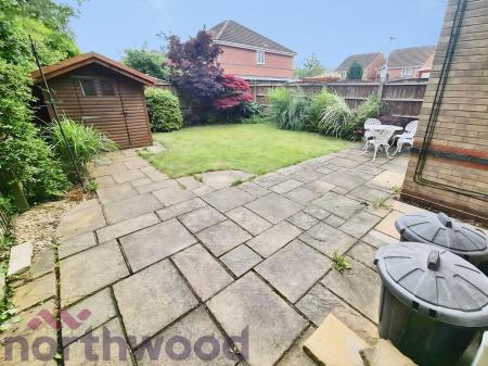 2 bedroom Semi-detached house to let in Freshwater Close, Great Sankey, Warrington, WA5