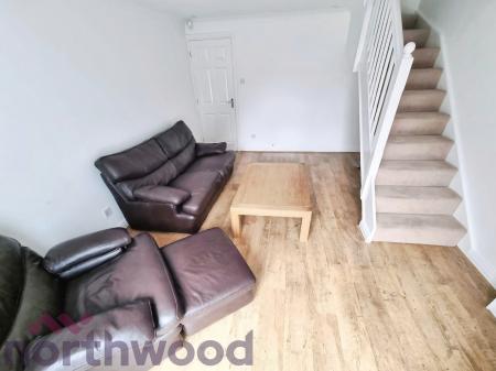2 bedroom Semi-detached house to let in Freshwater Close, Great Sankey, Warrington, WA5