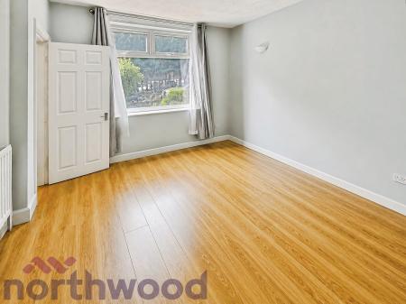 2 bedroom Terraced House to let in Ellen Street, Bewsey, WA5