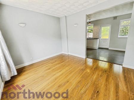 2 bedroom Terraced House to let in Ellen Street, Bewsey, WA5