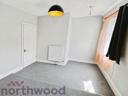 2 bedroom Terraced House to let in Ellen Street, Bewsey, WA5