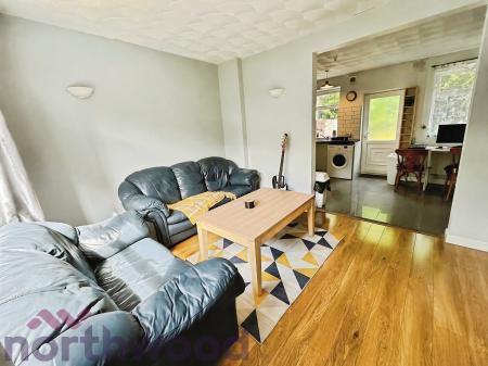 2 bedroom Terraced House to let in Ellen Street, Bewsey, WA5