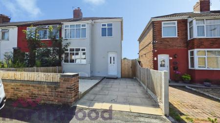 3 bedroom Semi-detached house to let in Charter Avenue, Bewsey, WA5
